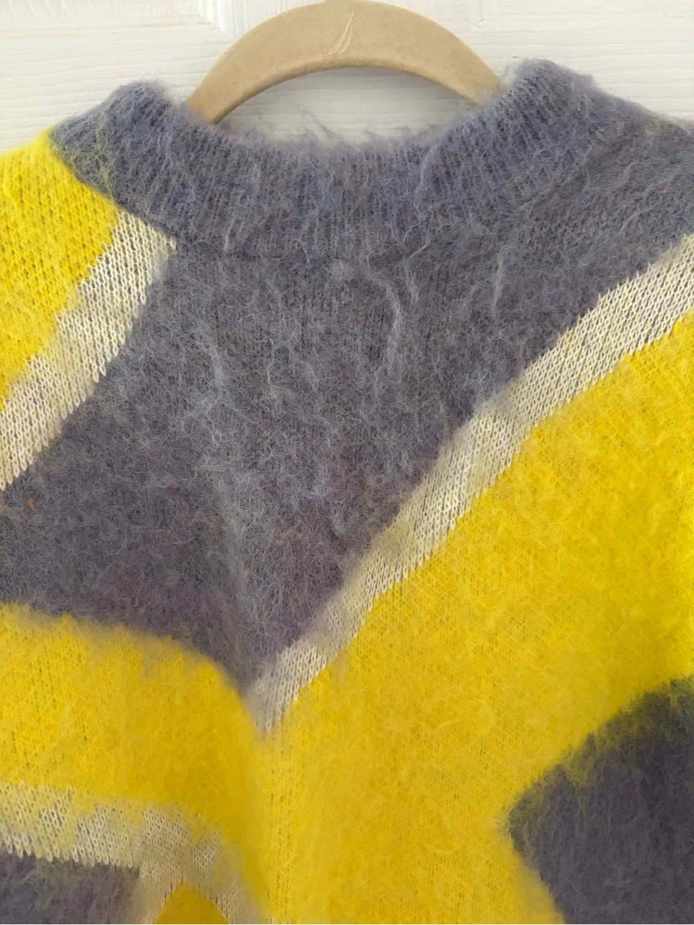Zara Brushed Effect Patchwork Geometric Fuzzy Sweater Size Small NWT - Picture 9 of 10